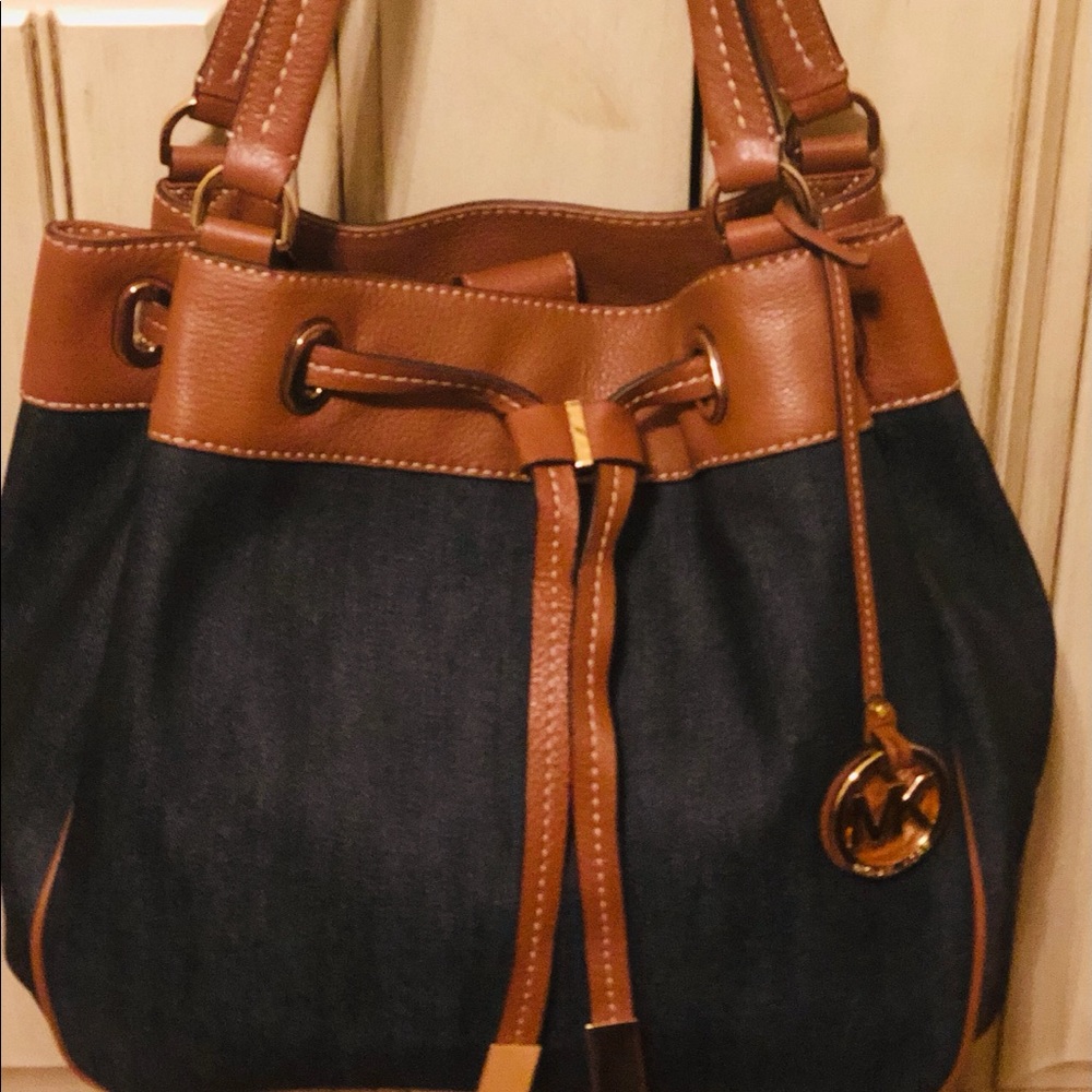 Michael Michael Kors Marina Large Drawstring Tote
